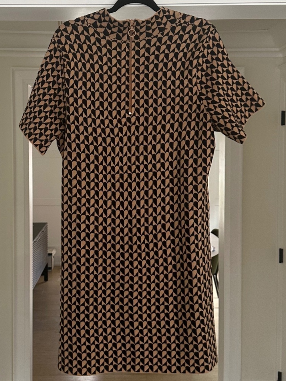 ANTHROPOLOGIE Short-Sleeve Mock-Neck Mod Black & Tan Sweater Mini Dress - 2X - Picture 10 of 16